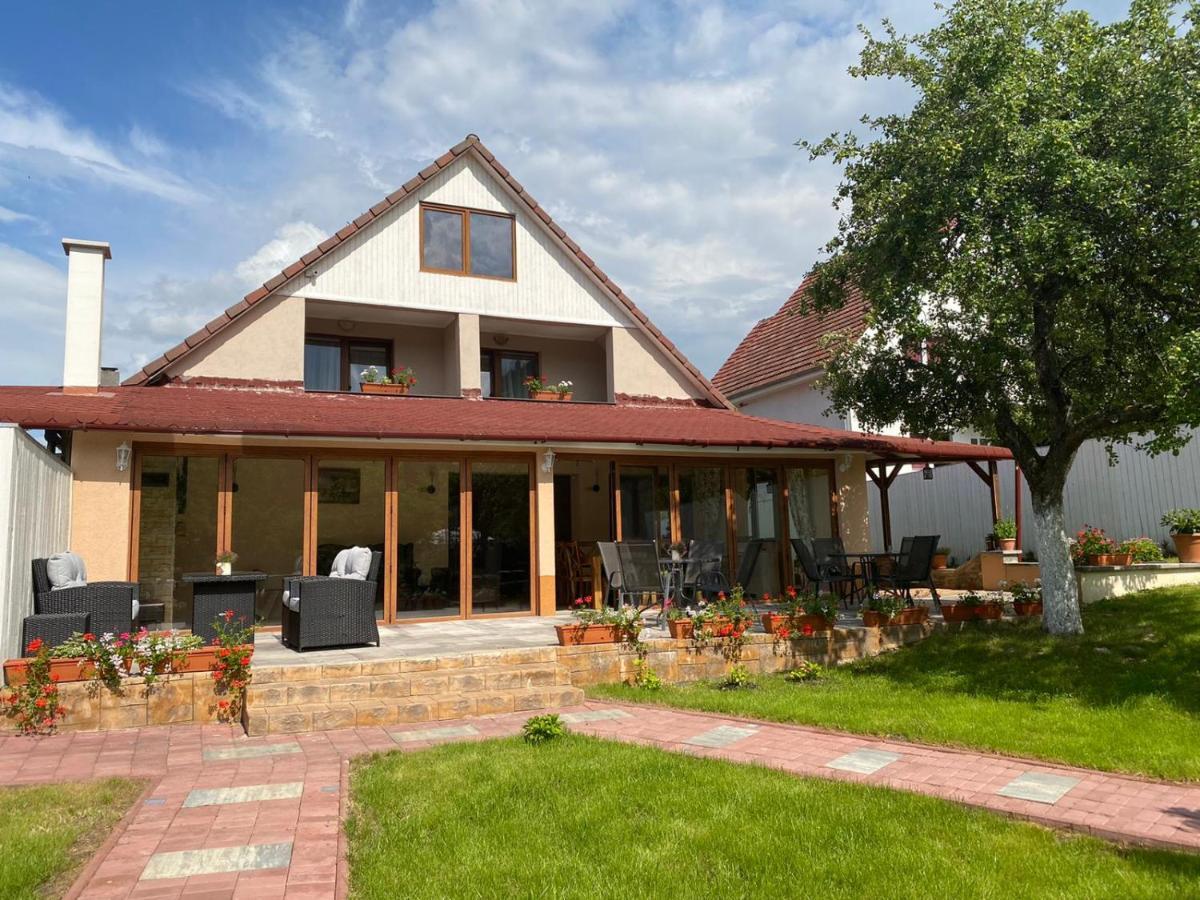 Vila Crisalia Sibiel -Sibiu (Adults Only) Екстериор снимка