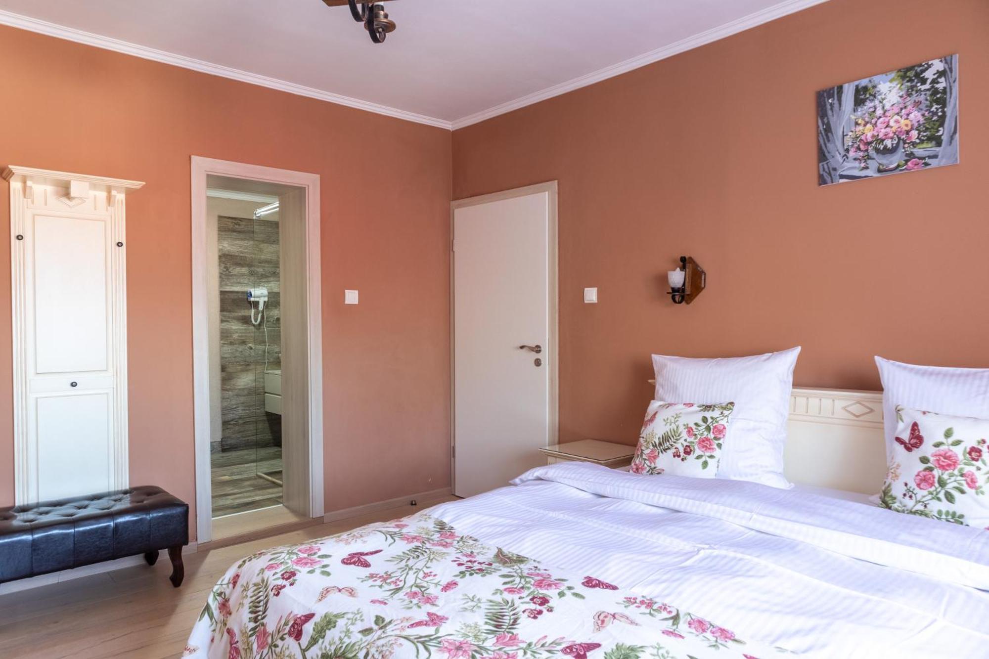 Vila Crisalia Sibiel -Sibiu (Adults Only) Hotel Екстериор снимка
